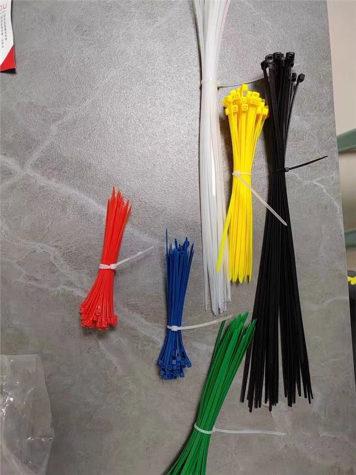 Cable Tie Plastic Injection Molding Machine